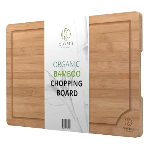 Planche à Découper Premium en Bambou 100% Bio Oliver s Kitchen Planche à Découper en Bois Très Grand Format Robuste, Durable et Résistante Facile à Nettoyer Avec Rainure