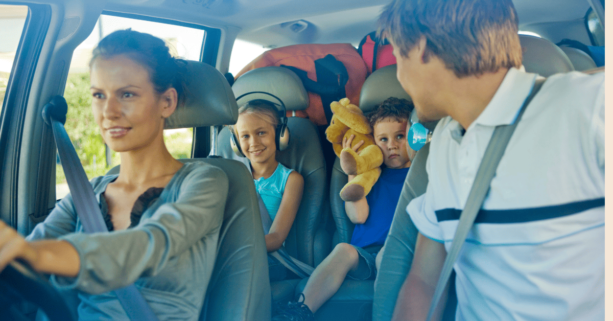 Long trajet en voiture avec des enfants