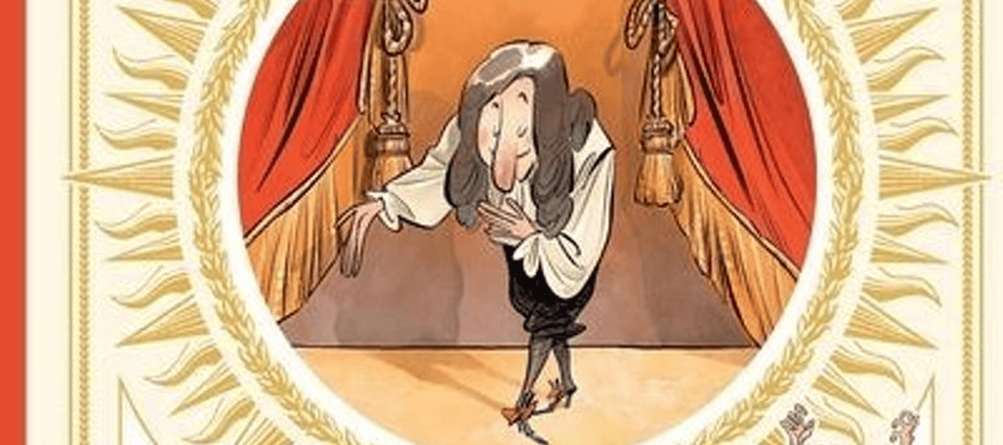 Personnage de dessin animé avec de longs nœuds dans les cheveux sur scène entre des rideaux rouges ; une bordure ornée entoure la scène.